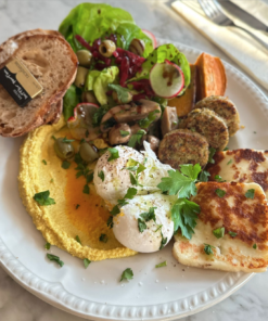 NEW! Mediterranean Mezze Brunch 🌰
